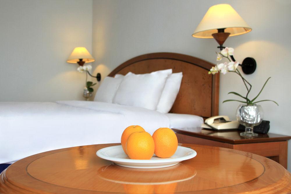 Four Points By Sheraton Batam Nagoya Extérieur photo