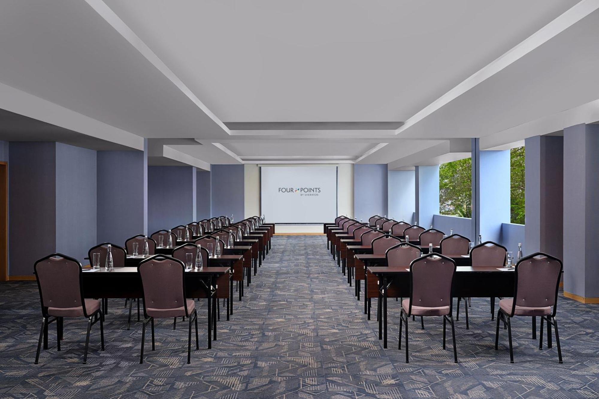Four Points By Sheraton Batam Nagoya Extérieur photo