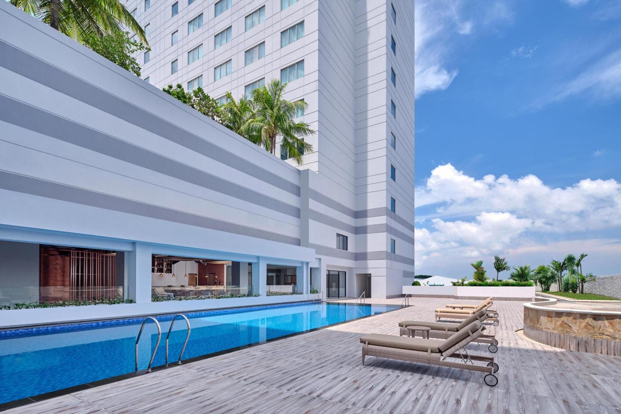 Four Points By Sheraton Batam Nagoya Extérieur photo