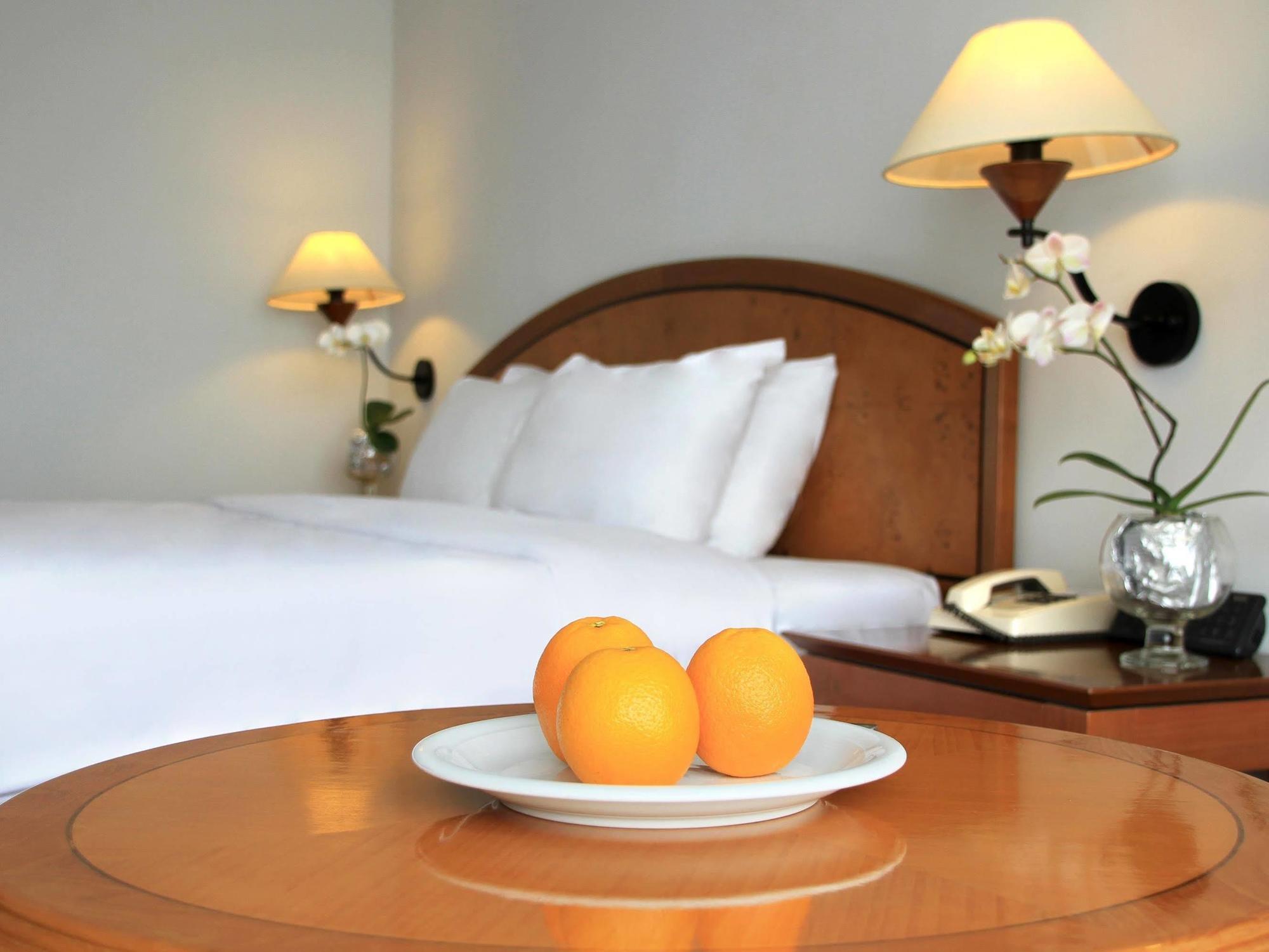 Four Points By Sheraton Batam Nagoya Extérieur photo