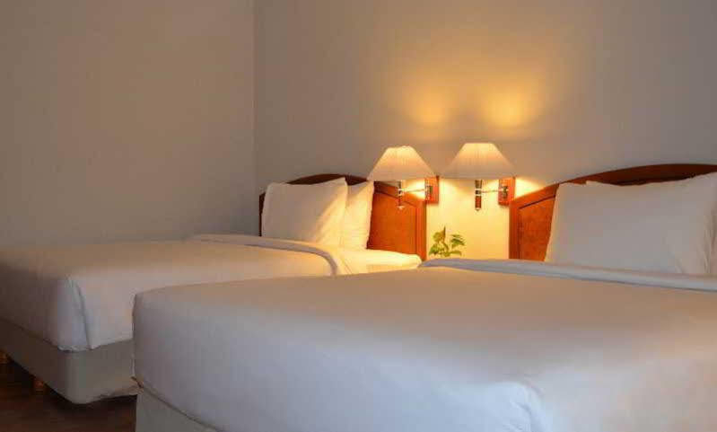 Four Points By Sheraton Batam Nagoya Extérieur photo